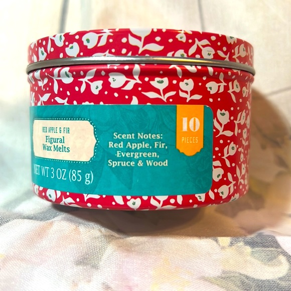 Pioneer Woman 3oz Figural Wax Melts Red Apple & Fir - Picture 3 of 5